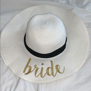 🆕 Bride Floppy Hat